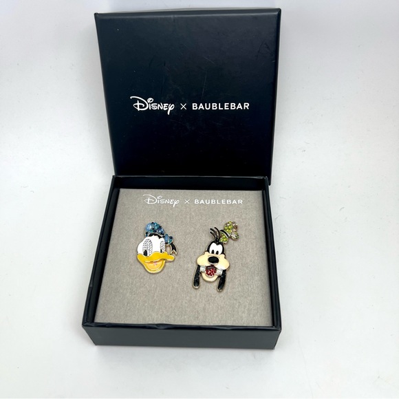 NWT DISNEY X BAUBLEBAR DONALD DUCK & GOOFY CRYSTAL ENAMEL STUD EARRINGS - Picture 9 of 10